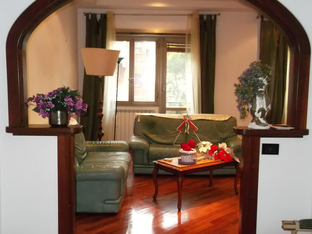B&B Mary'S House Ciampino Exterior foto