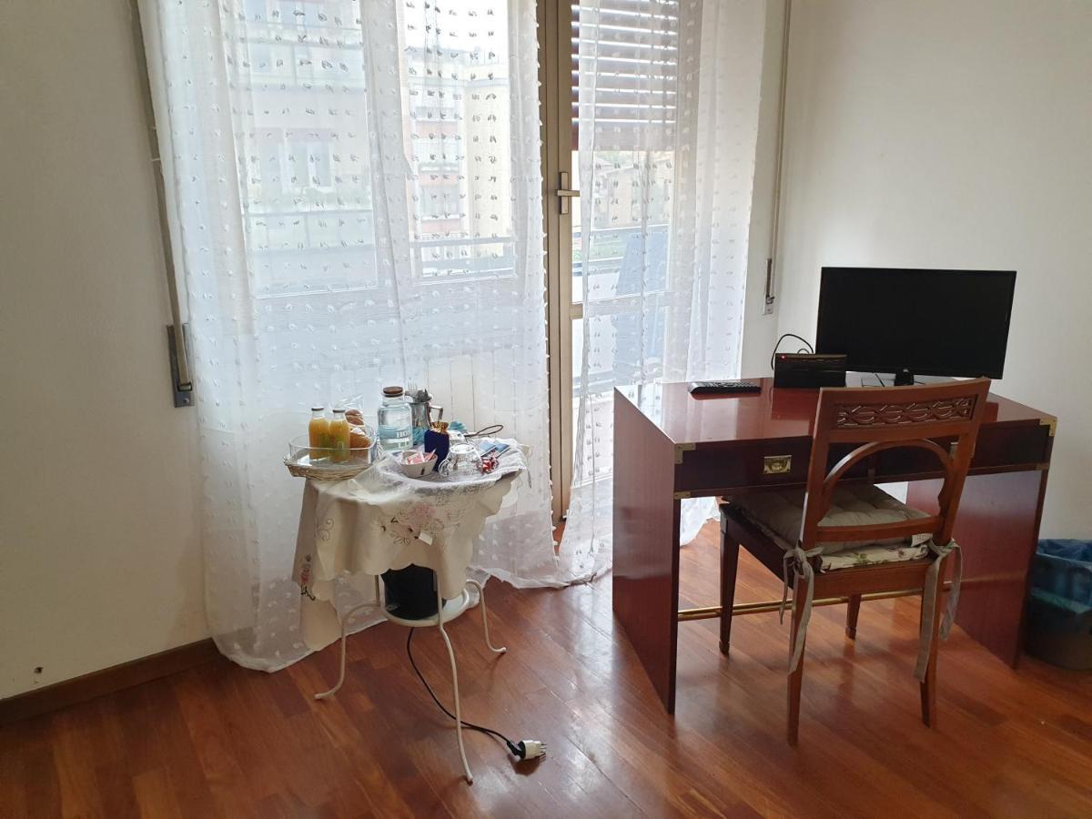 B&B Mary'S House Ciampino Exterior foto